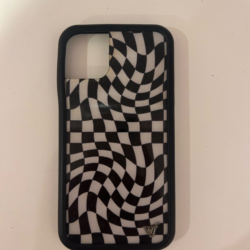 Wildflower white and black checkered phone case iphone 11